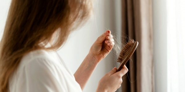 Come fermare la caduta dei capelli nelle donne